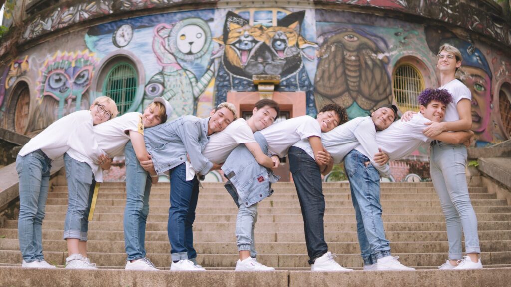 PARADA POP ENTREVISTA: Conheça B2 Dance Group; eles viralizaram após cover de 'Alcohol Free'